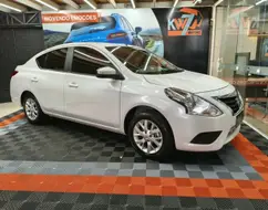 NISSAN VERSA 1.6 16V FLEXSTART SV 4P XTRONIC NISSAN VERSA 1.6 16V FLEXSTART SV 4P XTRONIC