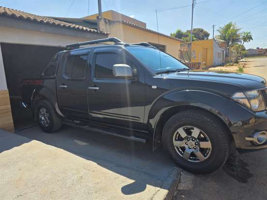 NISSAN-FRONTIER-2014