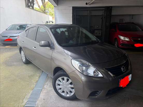 NISSAN-VERSA-1.6 16V FLEX SV 4P MANUAL NISSAN-VERSA-2013