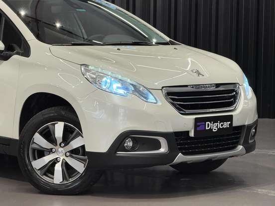 PEUGEOT-2008-2016