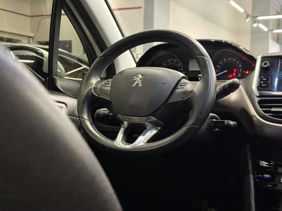PEUGEOT-2008-2016