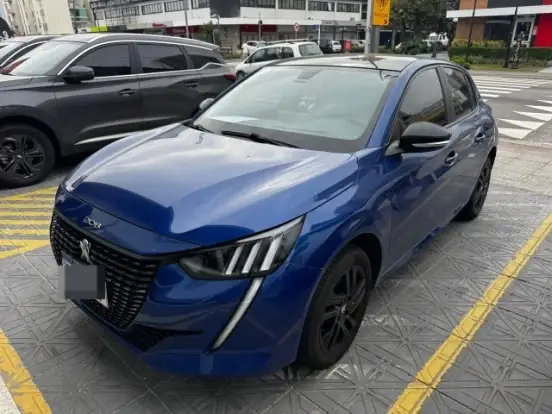 PEUGEOT-208-2023
