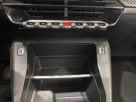 PEUGEOT-208-2025