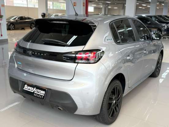 PEUGEOT-208-2023