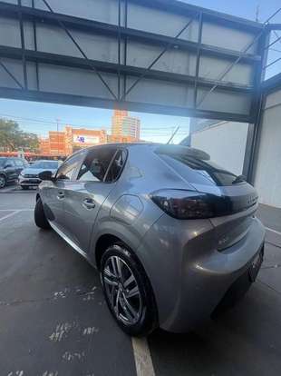 PEUGEOT-208-2022