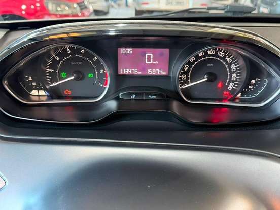 PEUGEOT-208-1.6 GRIFFE 16V FLEX 4P MANUAL PEUGEOT-208-2015