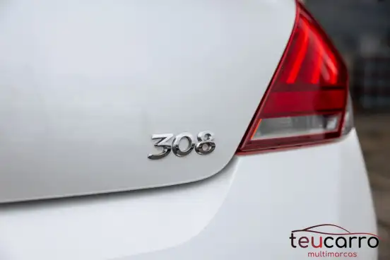 PEUGEOT-308-2015