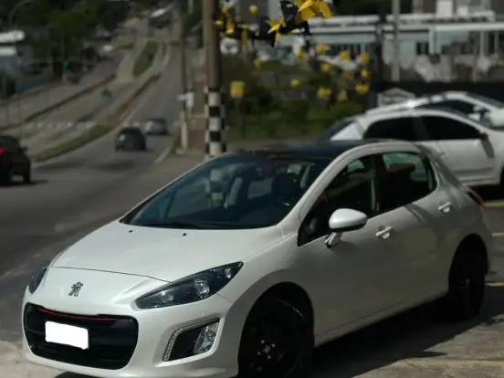 PEUGEOT-308-1.6 GRIFFE THP 16V GASOLINA 4P AUTOMÁTICO PEUGEOT-308-2015