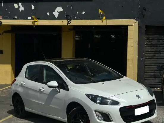 PEUGEOT-308-1.6 GRIFFE THP 16V GASOLINA 4P AUTOMÁTICO PEUGEOT-308-2015