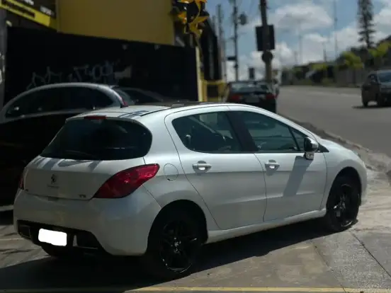 PEUGEOT-308-1.6 GRIFFE THP 16V GASOLINA 4P AUTOMÁTICO PEUGEOT-308-2015
