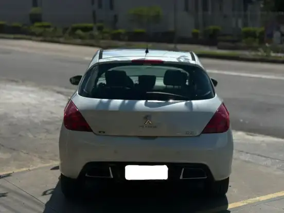 PEUGEOT-308-1.6 GRIFFE THP 16V GASOLINA 4P AUTOMÁTICO PEUGEOT-308-2015
