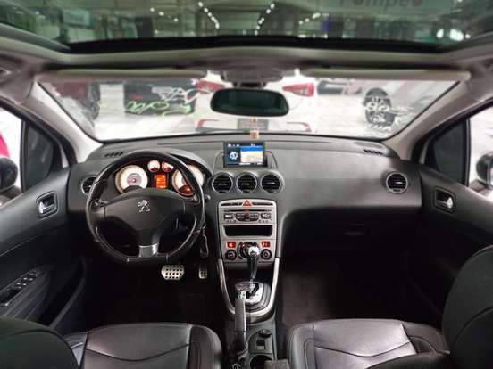 PEUGEOT-308-1.6 GRIFFE THP 16V GASOLINA 4P AUTOMÁTICO PEUGEOT-308-2013