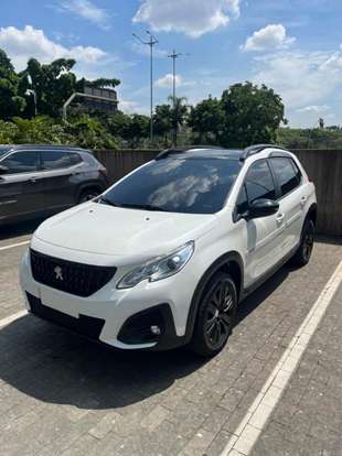PEUGEOT-2008-2021