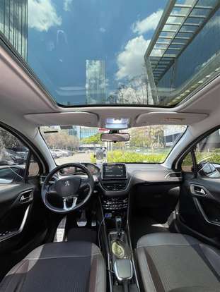 PEUGEOT-2008-2021