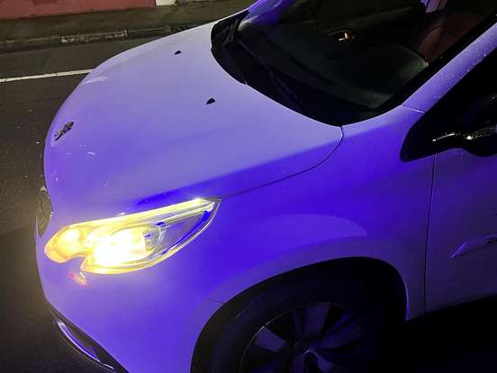 PEUGEOT-2008-1.6 16V FLEX GRIFFE 4P AUTOMÁTICO PEUGEOT-2008-2017