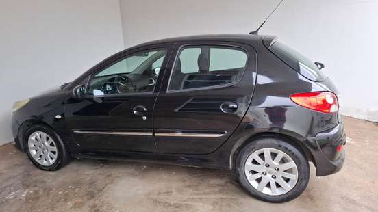 PEUGEOT-207-1.6 XS 16V FLEX 4P AUTOMÁTICO PEUGEOT-207-2012