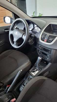 PEUGEOT-207-2012