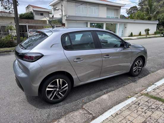 PEUGEOT-208-1.0 TURBO 200 FLEX ALLURE CVT PEUGEOT-208-2023