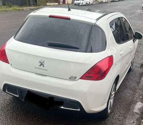PEUGEOT-308-2013