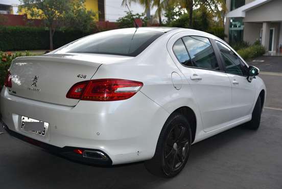 PEUGEOT-408-2016