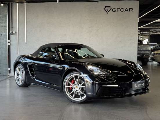 PORSCHE-718-2019