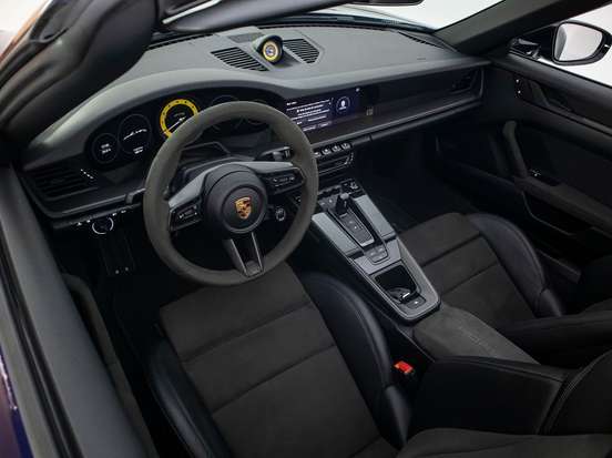PORSCHE-911-2022