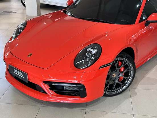 PORSCHE-911-2020
