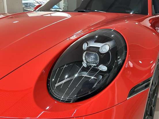 PORSCHE-911-2020