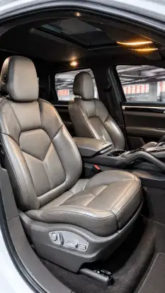 PORSCHE-CAYENNE-2017