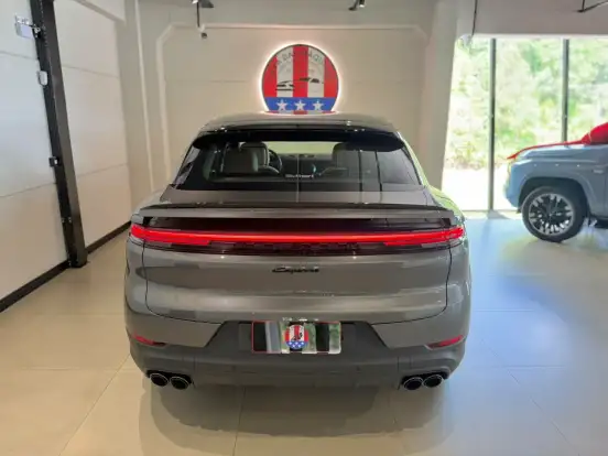PORSCHE-CAYENNE-2024