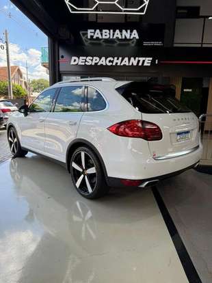PORSCHE-CAYENNE-2013