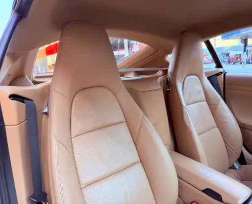 PORSCHE-CAYMAN-2013