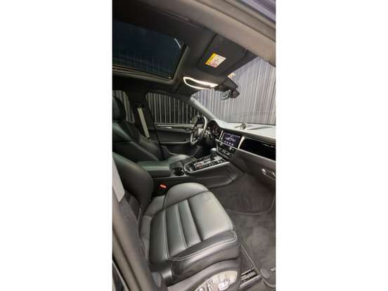 PORSCHE-MACAN-2022