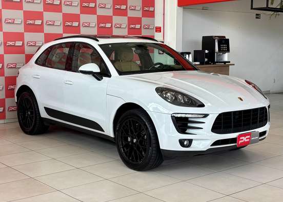 PORSCHE-MACAN-2017