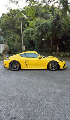 PORSCHE-718-2021