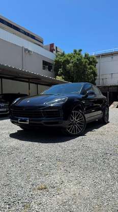 PORSCHE-CAYENNE-2022