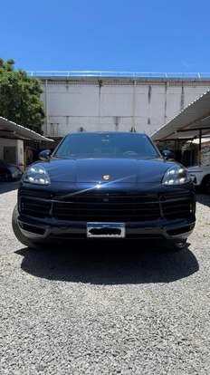 PORSCHE-CAYENNE-2022