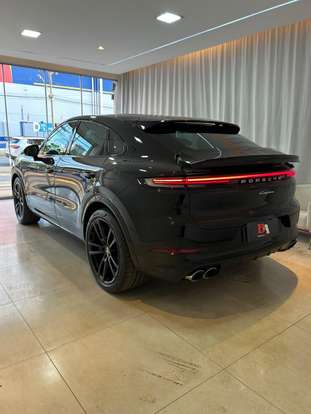 PORSCHE-CAYENNE-2024