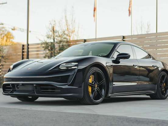 PORSCHE-TAYCAN-ELÉTRICO PORSCHE-TAYCAN-2021