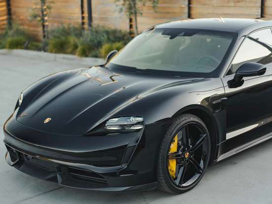 PORSCHE-TAYCAN-ELÉTRICO PORSCHE-TAYCAN-2021