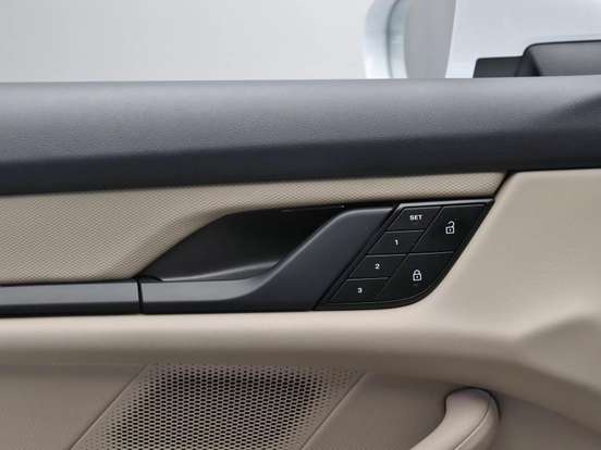 PORSCHE-TAYCAN-ELÉTRICO PORSCHE-TAYCAN-2021