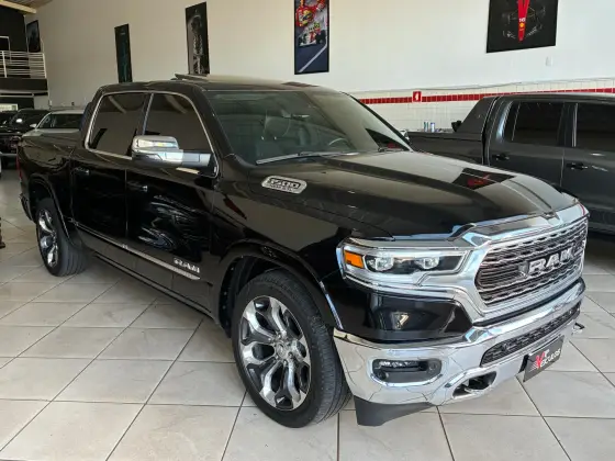 RAM 1500 5.7 V8 GASOLINA LIMITED CD 4X4 AUTOMÁTICO