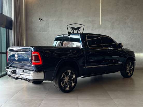 RAM-1500-5.7 V8 GASOLINA LIMITED CD 4X4 AUTOMÁTICO RAM-1500-2023