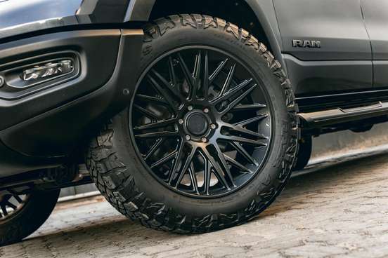 RAM-1500-5.7 V8 GASOLINA REBEL CD 4X4 AUTOMÁTICO RAM-1500-2021