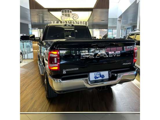 RAM-3500-6.7 I6 TURBO DIESEL LARAMIE CD 4X4 AUTOMÁTICO RAM-3500-2024