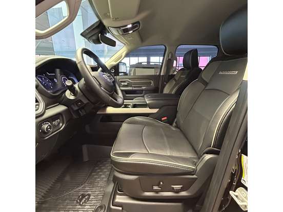 RAM-3500-6.7 I6 TURBO DIESEL LARAMIE CD 4X4 AUTOMÁTICO RAM-3500-2024
