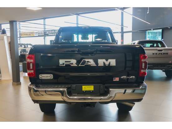 RAM-3500-6.7 I6 TURBO DIESEL LIMITED LONGHORN CD 4X4 AUTOMÁTICO RAM-3500-2026