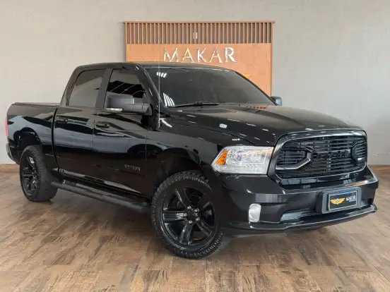 RAM-CLASSIC-5.7 V8 GASOLINA LARAMIE NIGHT EDITION CD 4X4 AUTOMÁTICO RAM-CLASSIC-2023