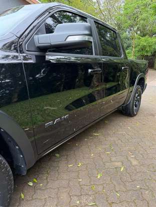 RAM-1500-5.7 V8 GASOLINA REBEL CD 4X4 AUTOMÁTICO RAM-1500-2022