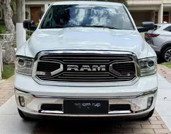 RAM CLASSIC 5.7 V8 GASOLINA LARAMIE CD 4X4 AUTOMÁTICO RAM CLASSIC 5.7 V8 GASOLINA LARAMIE CD 4X4 AUTOMÁTICO